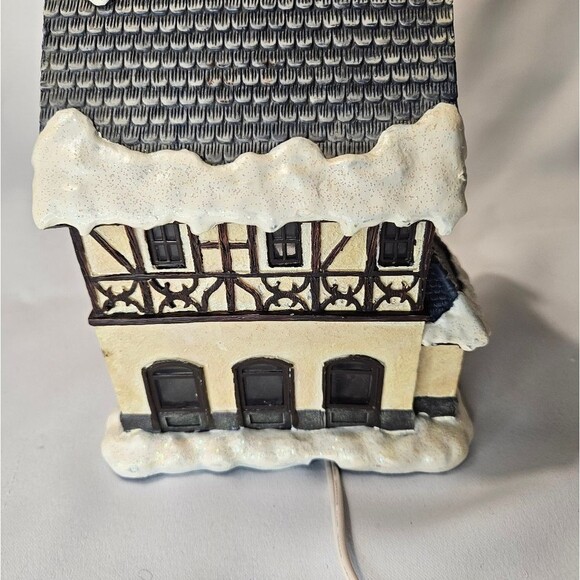 Hummel 'Made With Love Bakery' - Picture 2 of 6